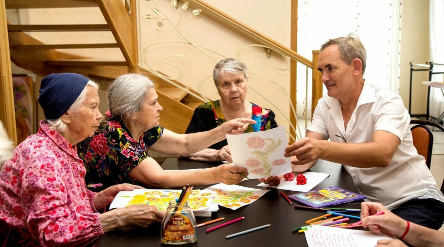 Дом Долголетия